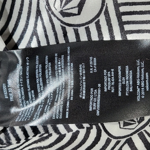 NWT Volcom Eggplant & Black Coco Ho Track Women's Size XL Track Jacket - Picture 8 of 9